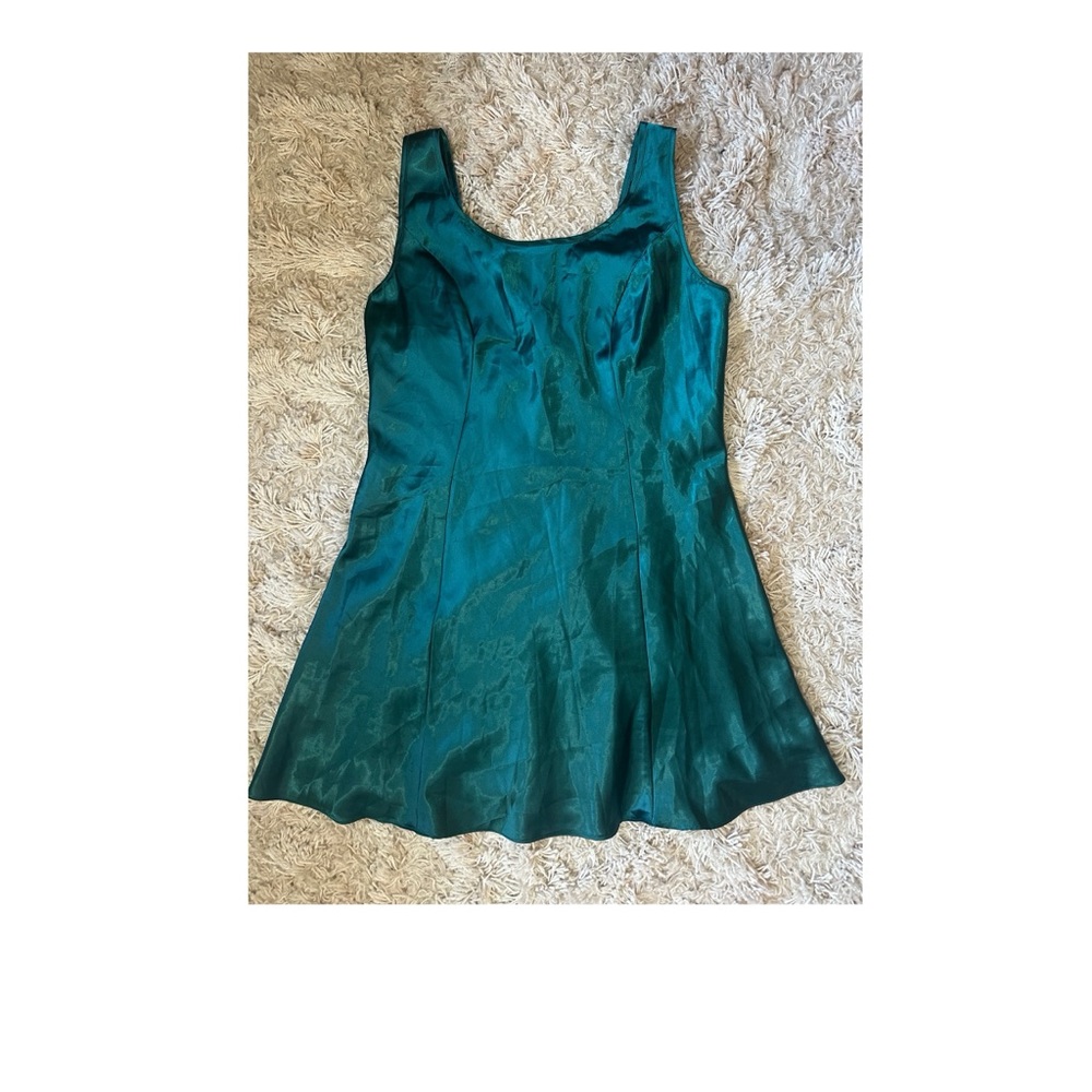 Elegant Emerald Sleeveless Slip Dress